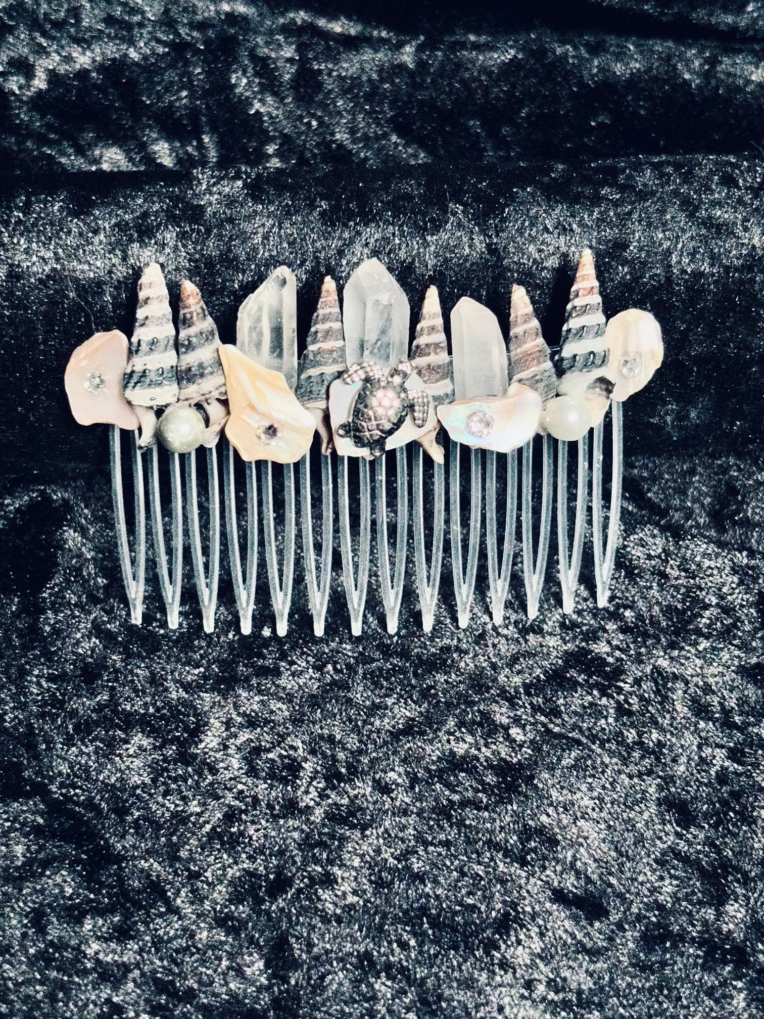Sirens & Seashells Raw Quartz Hair Comb with Antiqued Turtle Focal