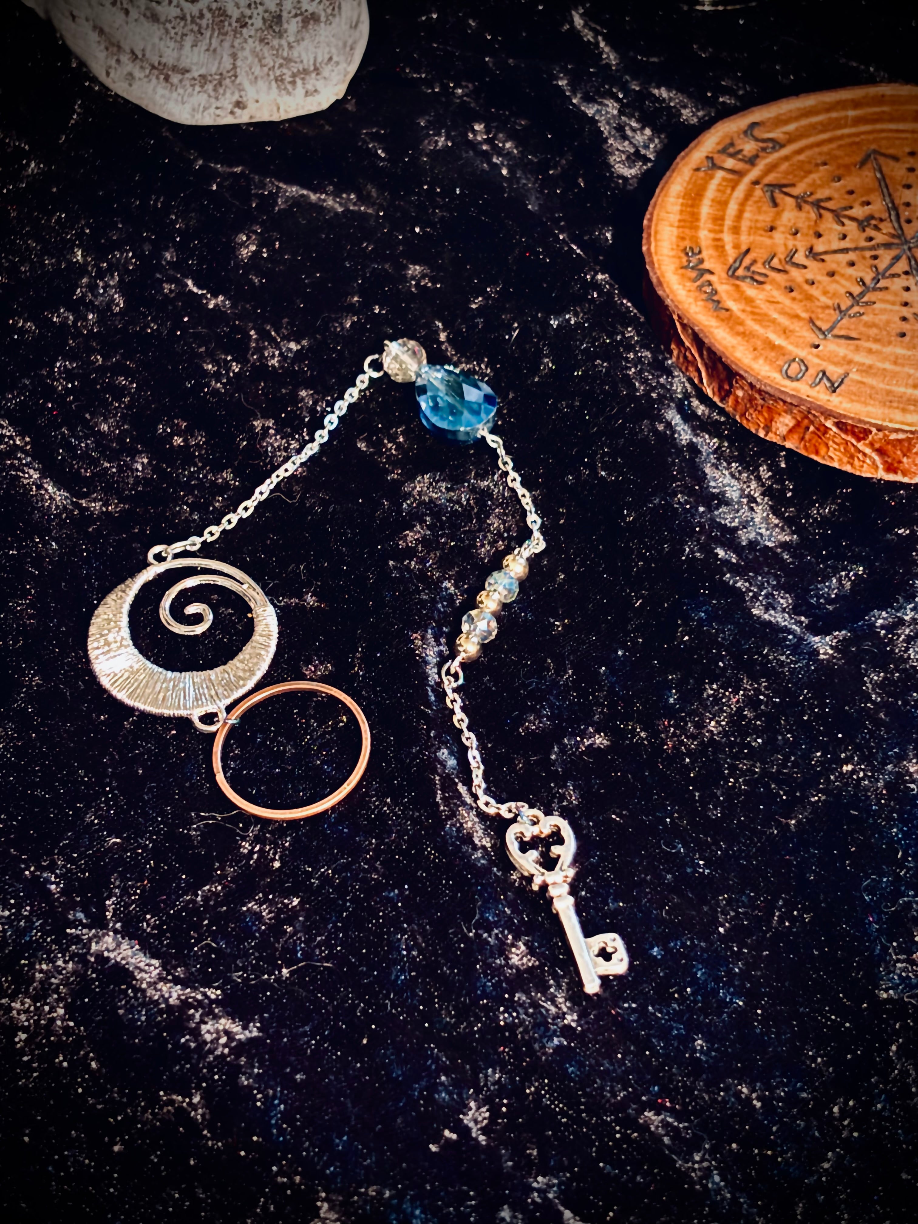 The Spiral Key Pendulum